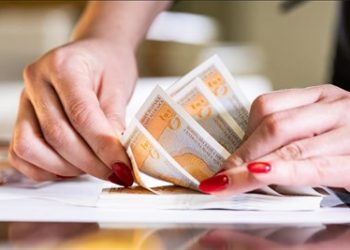 Produžen rok za isplatu neoporezive pomoći radnicima u iznosu do 2.768 KM