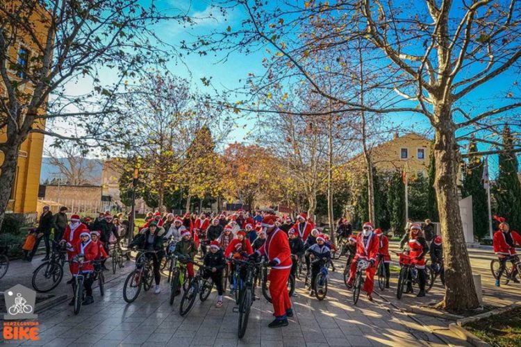 U nedjelju kreće 13. biciklijada Djeda Božićnjaka kroz Mostar