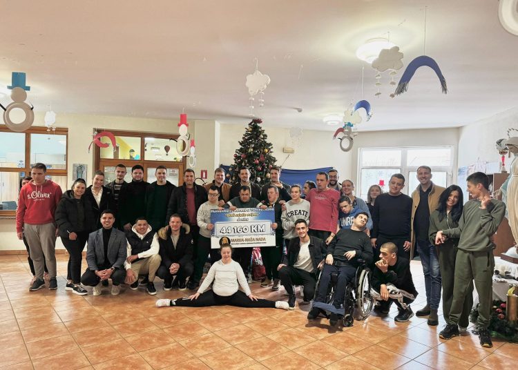 Na humanitarnom Adventu u Turčinovićima prikupljeno 44.160 KM