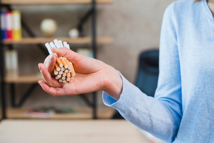 Istraživanje otkrilo koliko muškarci sa svakom cigaretom gube minuta života, a koliko žene
