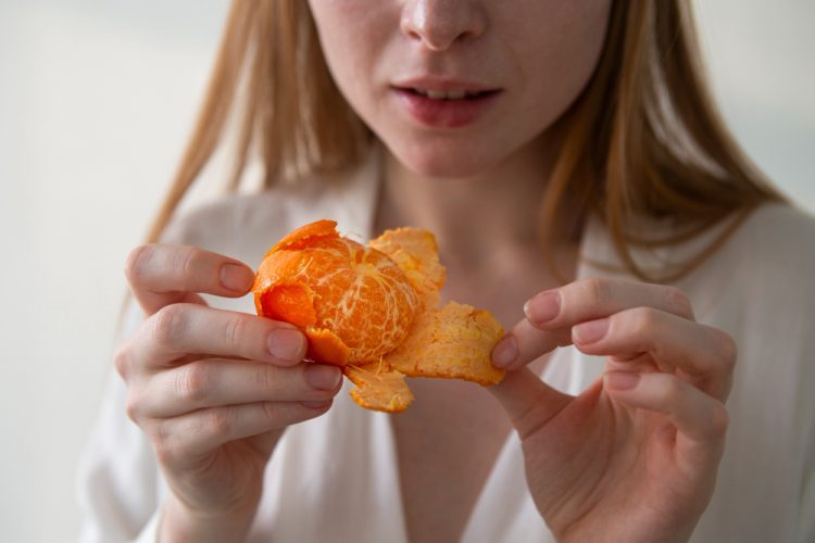 Liječnica upozorava na moguće opasnosti od pretjerane konzumacije mandarinama