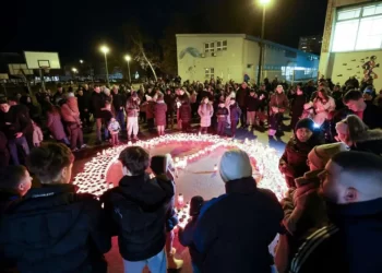 Hrvatsko veleposlanstvo u Sarajevu otvorilo knjigu žalosti povodom tragedije u Zagrebu