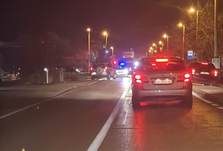 Prometna nesreća kod Gruda, dvije osobe ozlijeđene