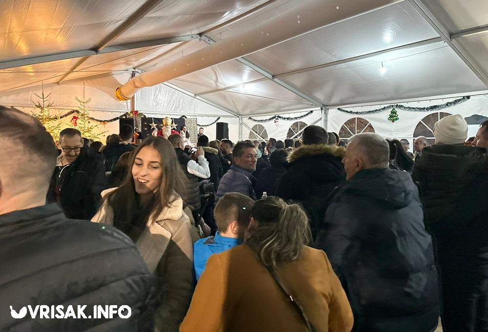 Prva večer Adventa u Mokrom