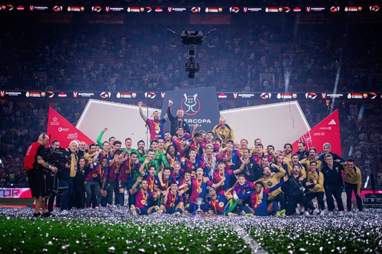 Barcelona osvojila Superkup u spektakularnom El Clasicu!
