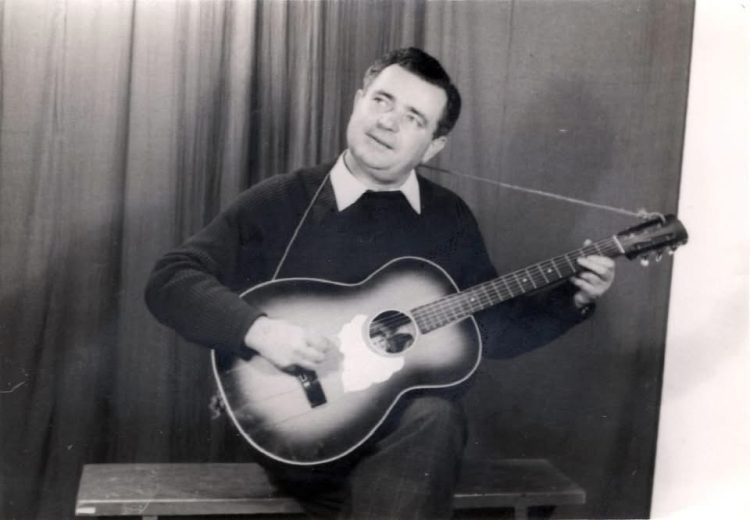 Početkom 1950-ih u Širokom Bri­jegu otvoren je fotografski studio