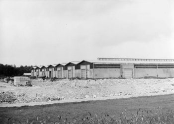 Fotografija pogona Feala u izgradnji davne 1975. godine