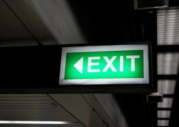 Evakuirani putnici i osoblje Sarajevskog aerodroma zbog napuštene prtljage