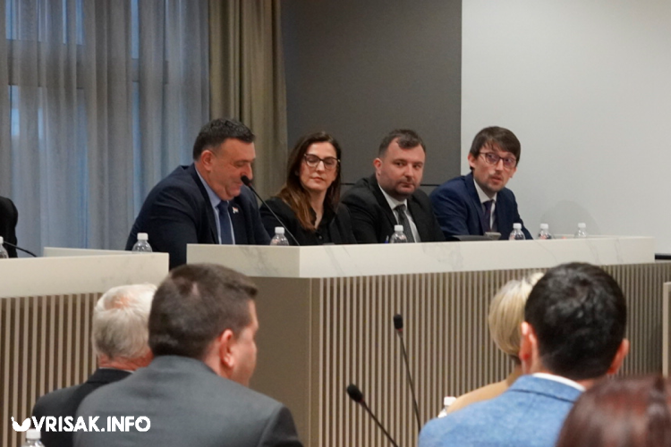 Nakon žustre rasprave na Skupštini ŽZH usvojen Zakon o policijskim službenicima