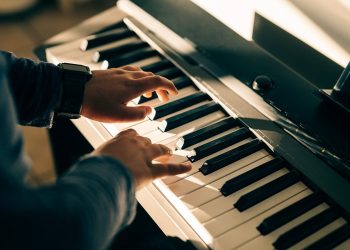 HKD Napredak organizira tečaj pjevanja i klavira u Mostaru