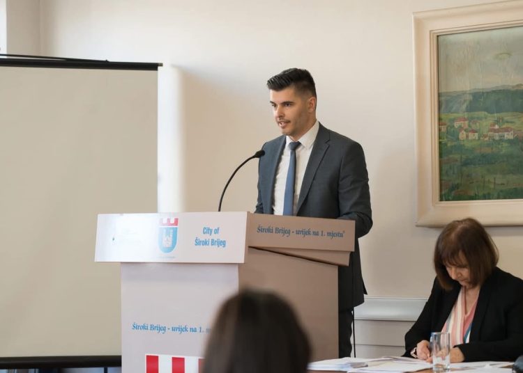 Foto: Grad Široki Brijeg