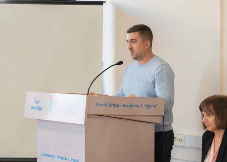 Foto: Grad Široki Brijeg