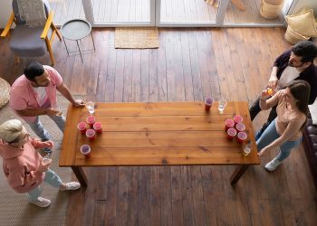 Druženje s prijateljima produžuje život, dok usamljenost šteti kao pušenje