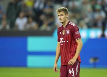 Borussia Dortmund i Bayer Leverkusen prokockali prednost, Stanišić nakon pet mjeseci ponovno na terenu