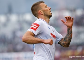Jan Mlakar na korak od Hajduka!