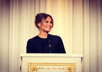 Kakav hit!  Prva dama Melania progovorila ‘po naški’ !
