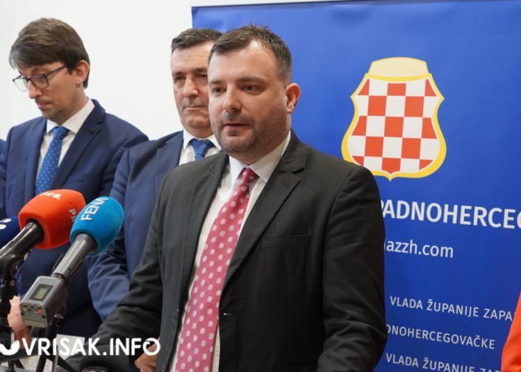 Predrag Čović: Ova Vlada ništa ne smanjuje i ničim ne ukida demografske mjere