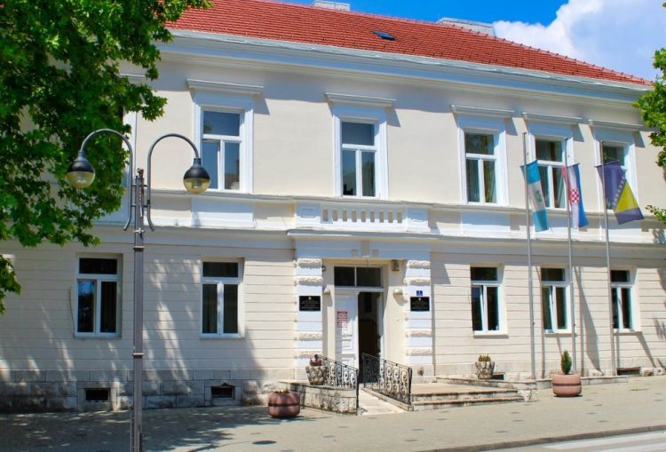 Ljubuški: Raspisan Javni poziv za subvenciju prve nekretnine za mlade