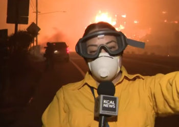 Strašan požar hara područjem Los Angelesa: Vjetar udara do 160 km/h, gore domovi