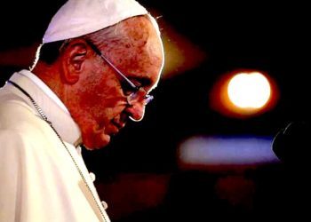 Papa daje 300 eura mjesečno obiteljima s troje ili više djece