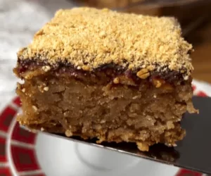 Starinski kolač sa jabukama – Recept koji vraća u djetinjstvo!