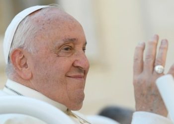Vatikan objavio: Papa Franjo pao u rezidenciji