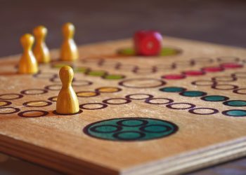 Društvene igre za cijelu obitelj: Zajedničko vrijeme ispunjeno smijehom i zabavom