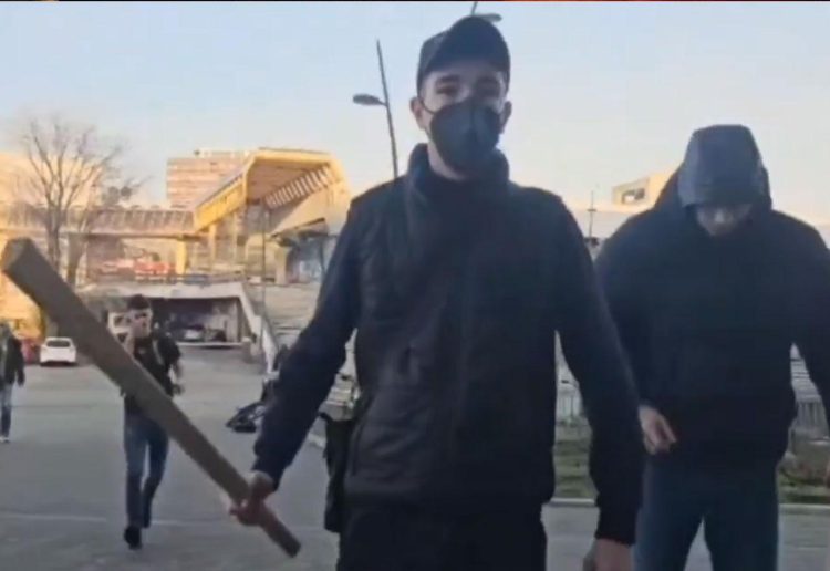 Brutalno pretučena dva tinejdžera u Novom Sadu