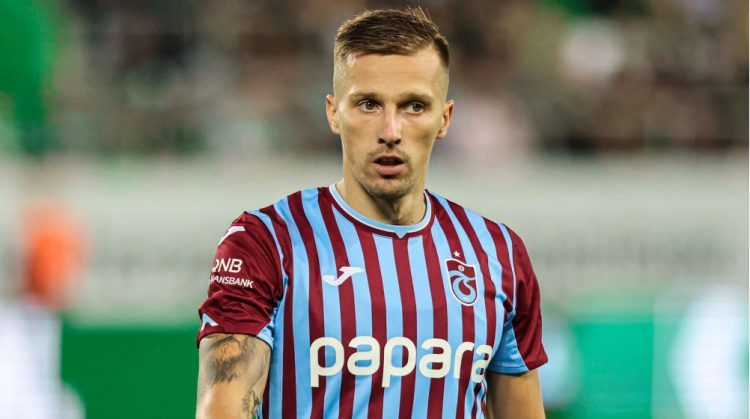 Oršić s tribina gledao utakmicu svog novog kluba?