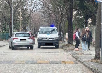 Tučnjavi ispred Mašinske škole u Mostaru