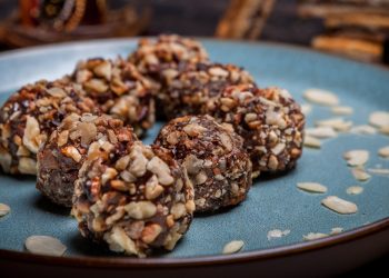 Recept za hercegovačke smokvine kuglice, zdrava poslastica bez pečenja