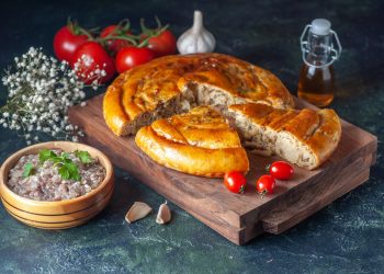 Recept za burek: Tradicija na vašem stolu