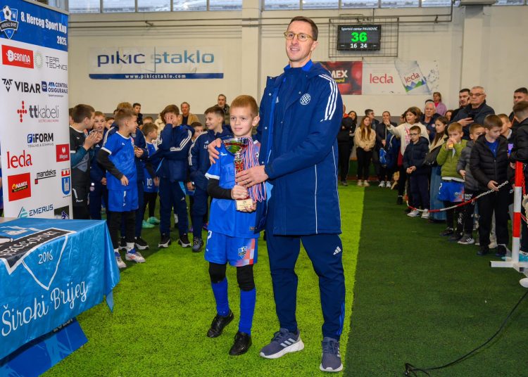 Završen spektakl u Širokom Brijegu: Herceg Sport Kup privukao veliki broj nogometaša