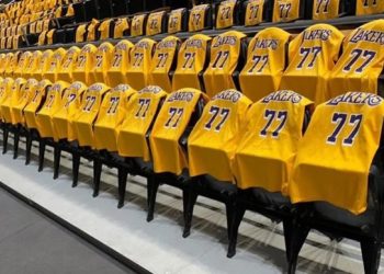 (VIDEO) Spektakularan doček Dončića, iako nije impresionirao u debiju