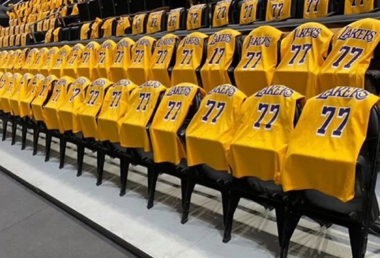 (VIDEO) Spektakularan doček Dončića, iako nije impresionirao u debiju