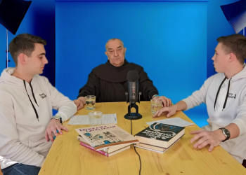 Fra Dane Karačić u podcastu Frame Kočerin: Fratrima pucali u potiljak. Potom ih spalili!