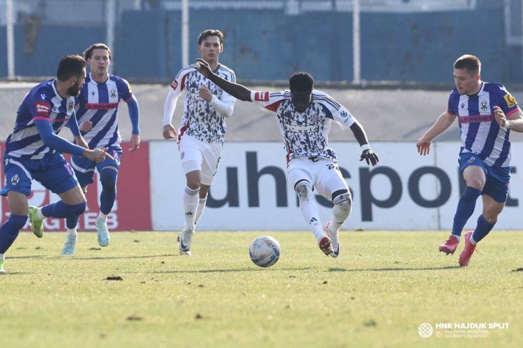 Hajduk kiksao protiv Lokomotive i propustio preuzeti vrh SHNL-a