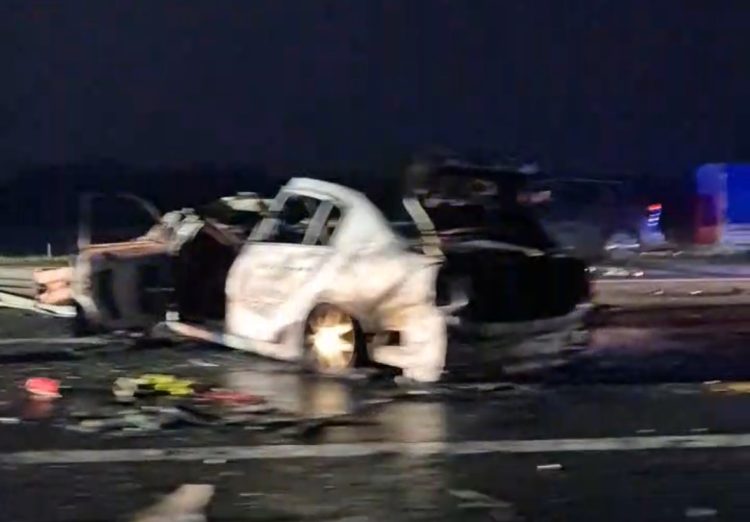 (VIDEO) Hrvatska: Teška prometna na A1, osoba poginula u gorućem autu