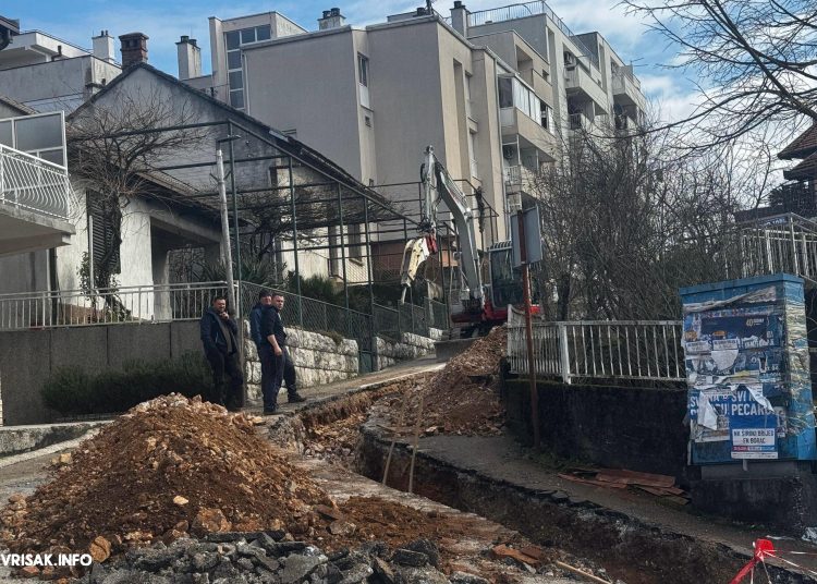 (FOTO) Zbog radova se oteženo prometuje u središtu Širokog Brijega