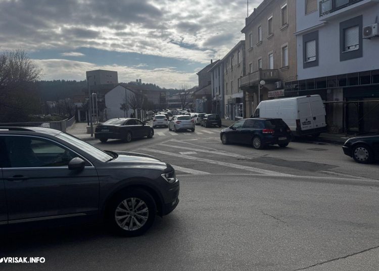 (FOTO) Zbog radova se oteženo prometuje u središtu Širokog Brijega
