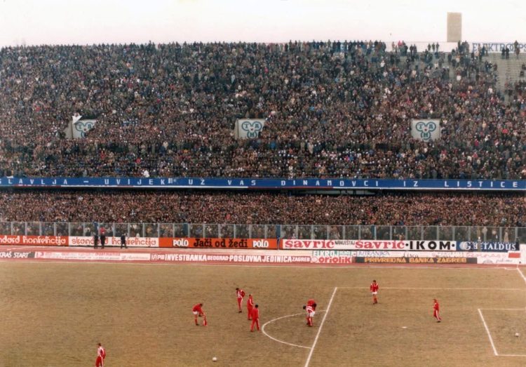 Na današnji dan navijači iz Lištice na Maksimiru razvili transparent dug 138 metara