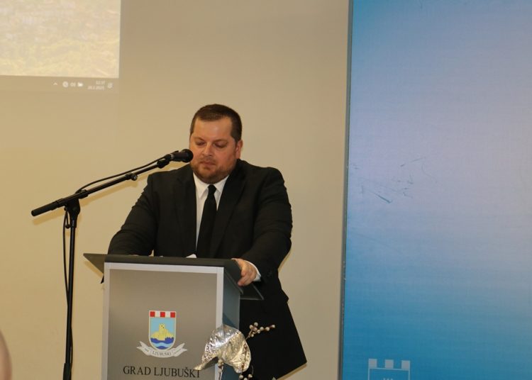 Dan Grada Ljubuškog: Na svečanoj sjednici uručena javna priznanja