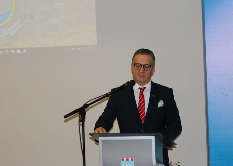 Dan Grada Ljubuškog: Na svečanoj sjednici uručena javna priznanja