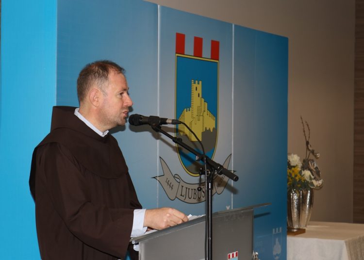 Dan Grada Ljubuškog: Na svečanoj sjednici uručena javna priznanja