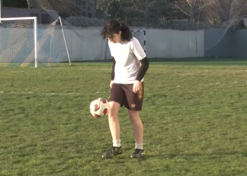 Priča o Josipi iz Ljubuškog koja s dječacima trenira nogomet