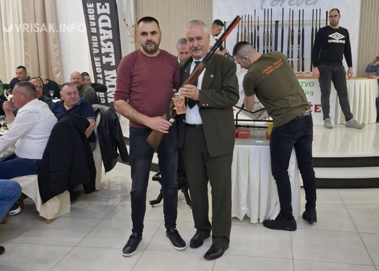 Široki Brijeg: Lovačka večer okupila oko 700 lovaca