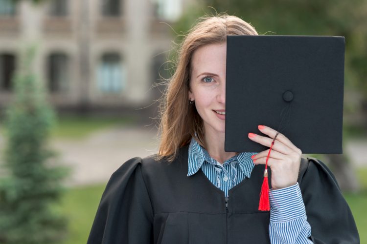 Ministarstvo obrazovanja, znanosti, kulture i sporta HNŽ oglasilo se o stipendijama