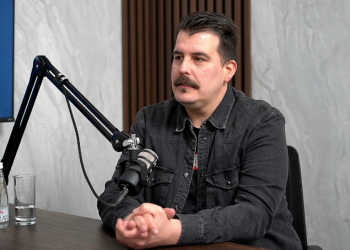 Glazbenik u podcastu zapjevao hit Olivera Dragojevića