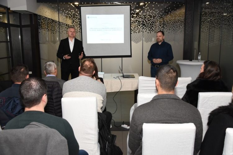 U Čitluku održana radionica o pružanju kvalitetnijih vodnih usluga