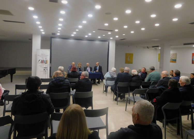 U Mostaru predstavljena knjiga pjesama Ivana Sivrića